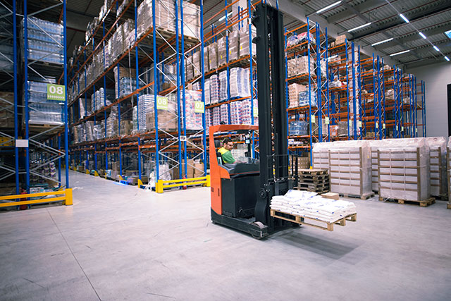 Servicii de consolidare paleti pentru dube si camioane, depozitare, depozit in Bucuresti, Brasov, Oradea, Timisoara, Cluj-Napoca, Bacau